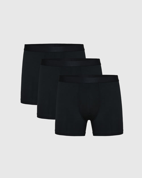 Black Boxer Trunks 3-Pack with elastic waistband and 3D pouch.