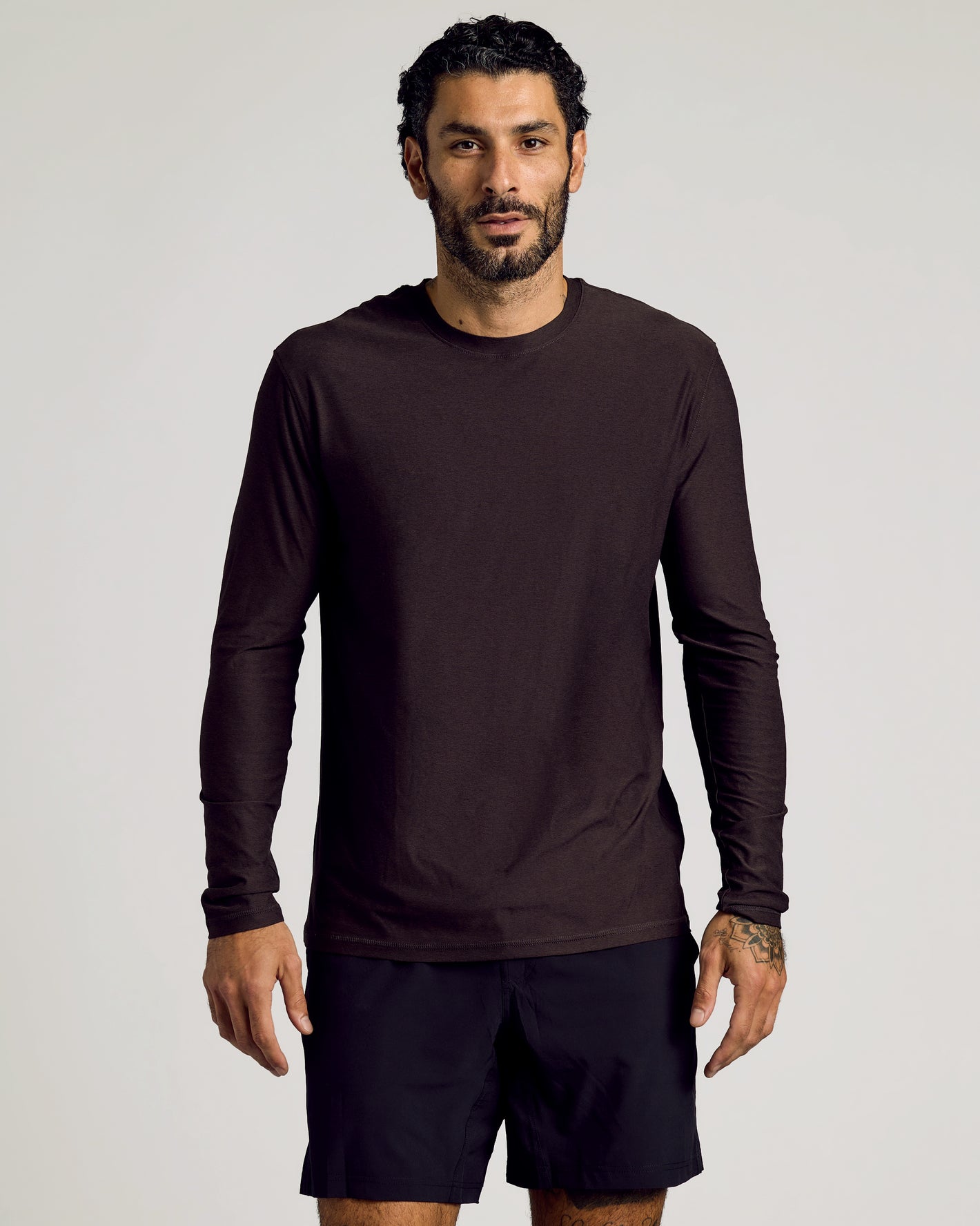 Dark Heather Cocoa Active Long Sleeve Crew T-Shirt worn by model.