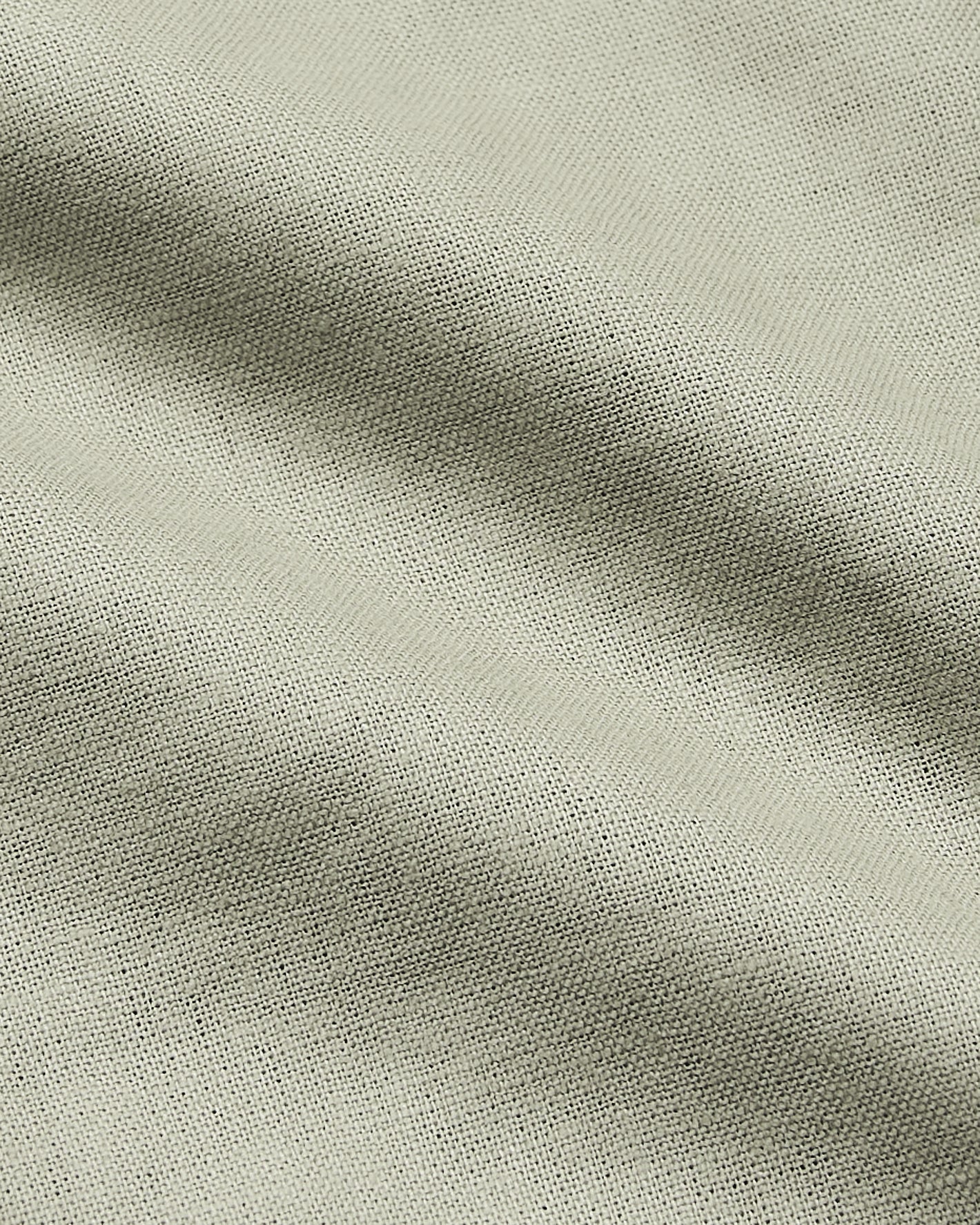 Mossy Oak Long Sleeve Linen Shirt fabric detail showing texture and weave.
