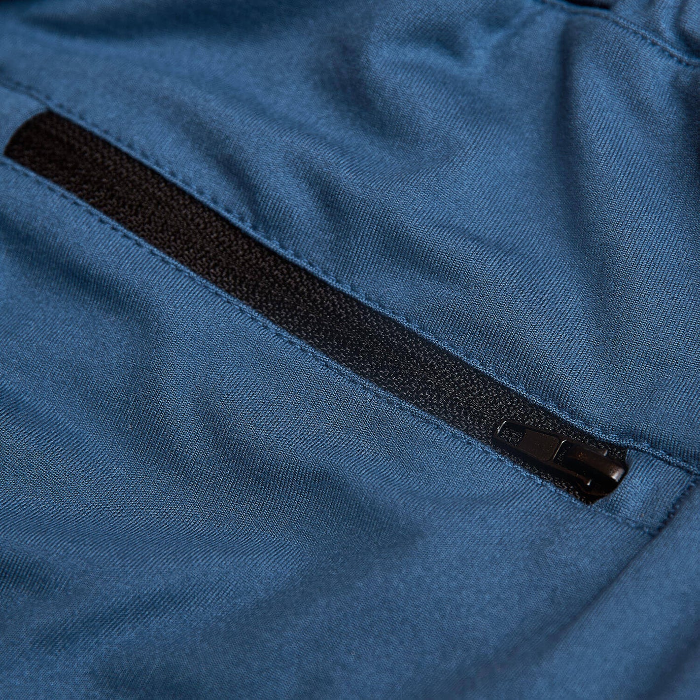 Pantalon de sport bleu pierre