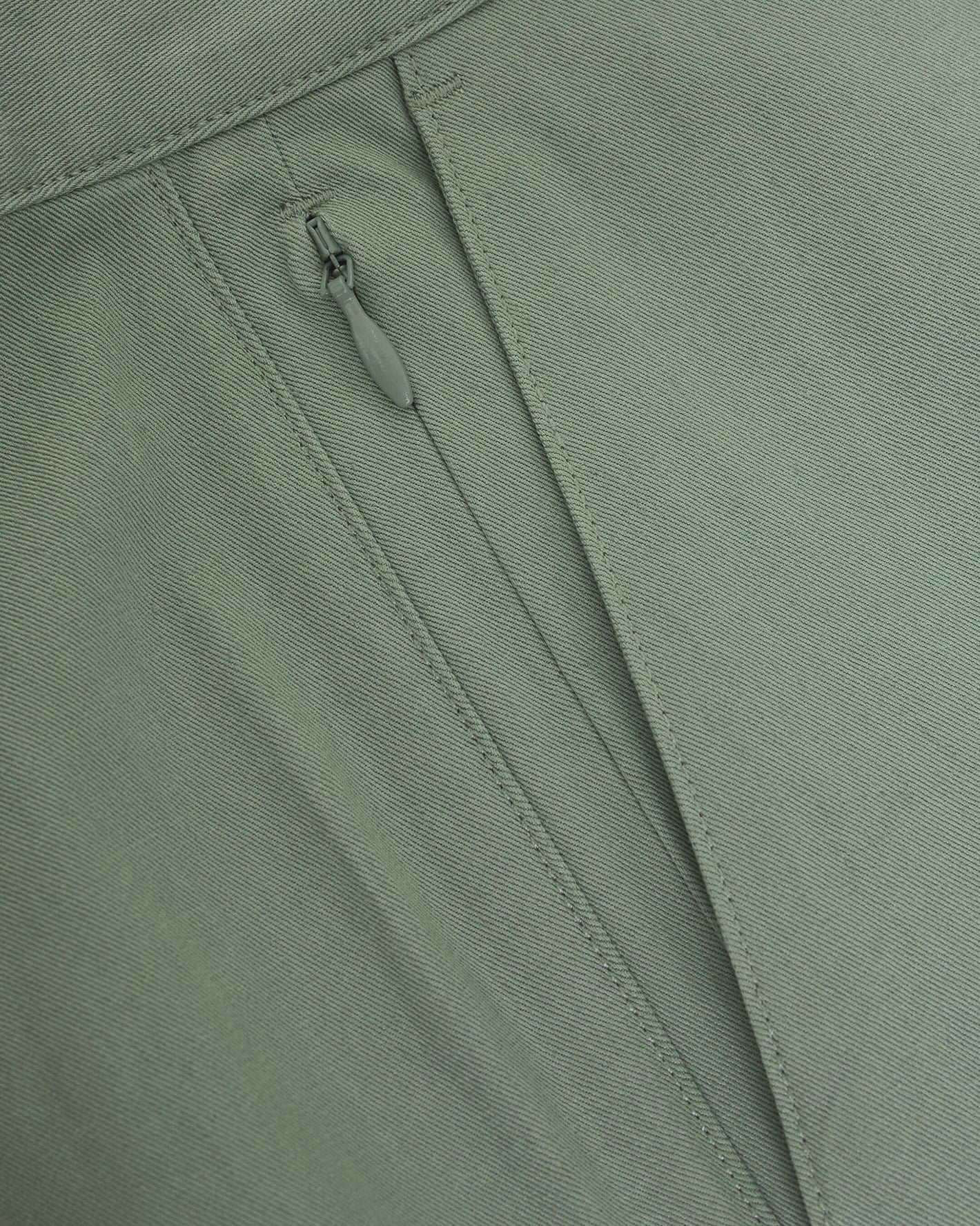 Meadow Straight Twill Chino Pant zippered pocket detail.