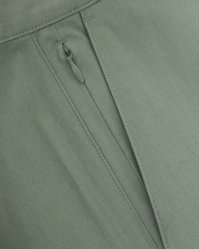 23 cm Klassische Twill‑Shorts in Meadow