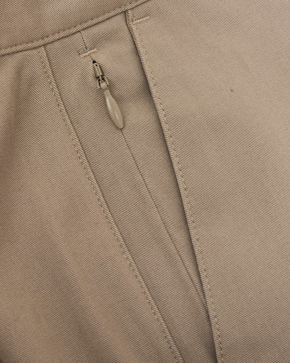 7" Khaki Classic Twill Shorts