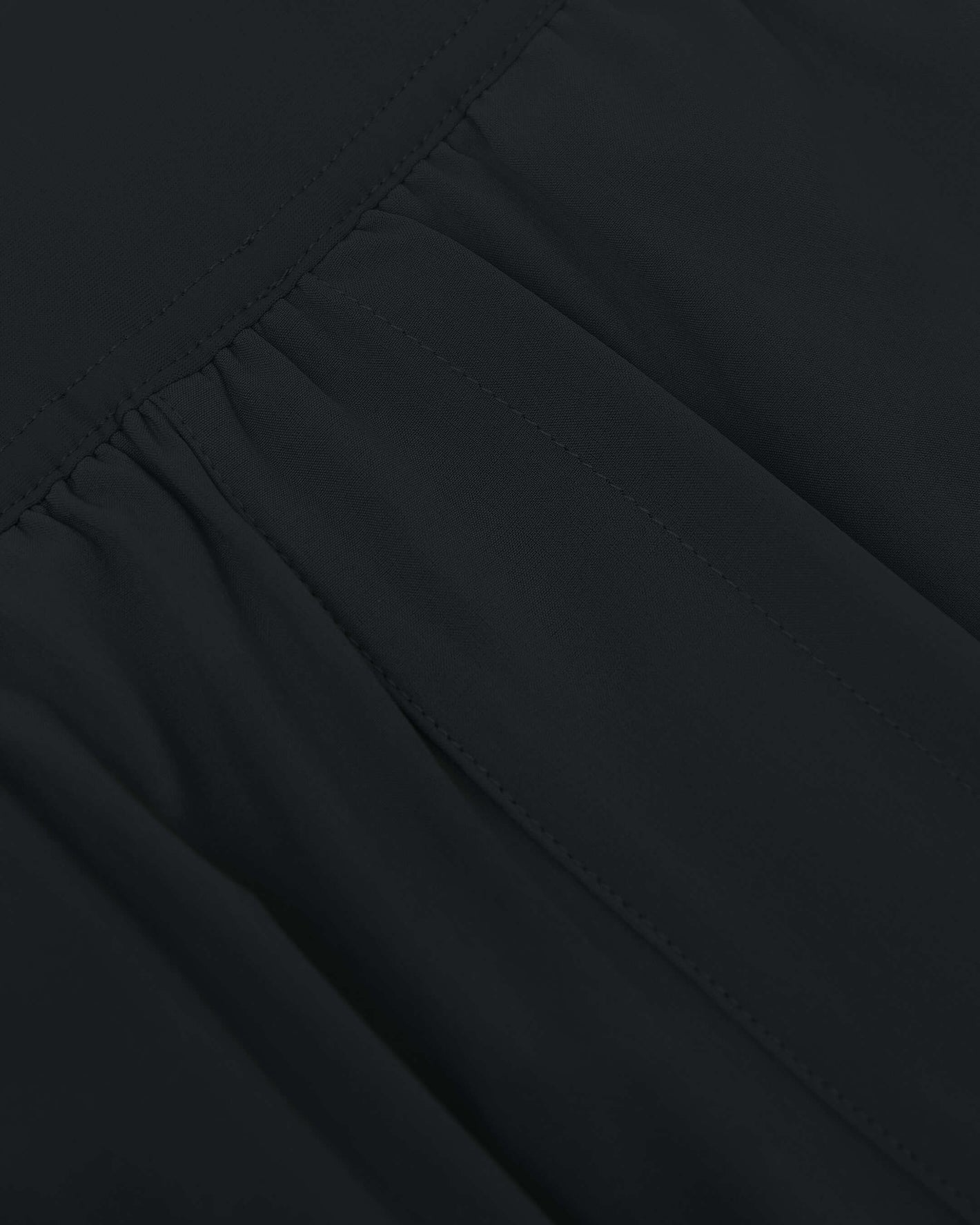 Black 2 In 1 Training Short seam detail with soft gathers.