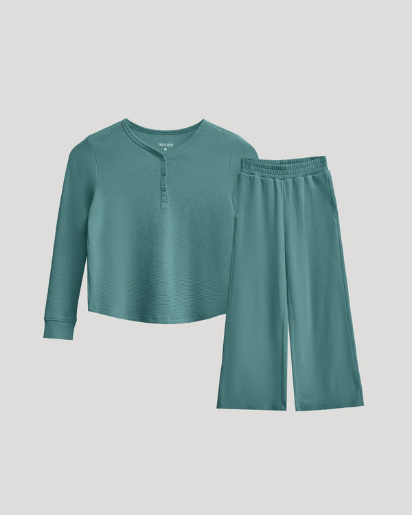 Girls Stormcloud Waffle Long Sleeve Henley & Waffle Leg Pants 2-Pack.