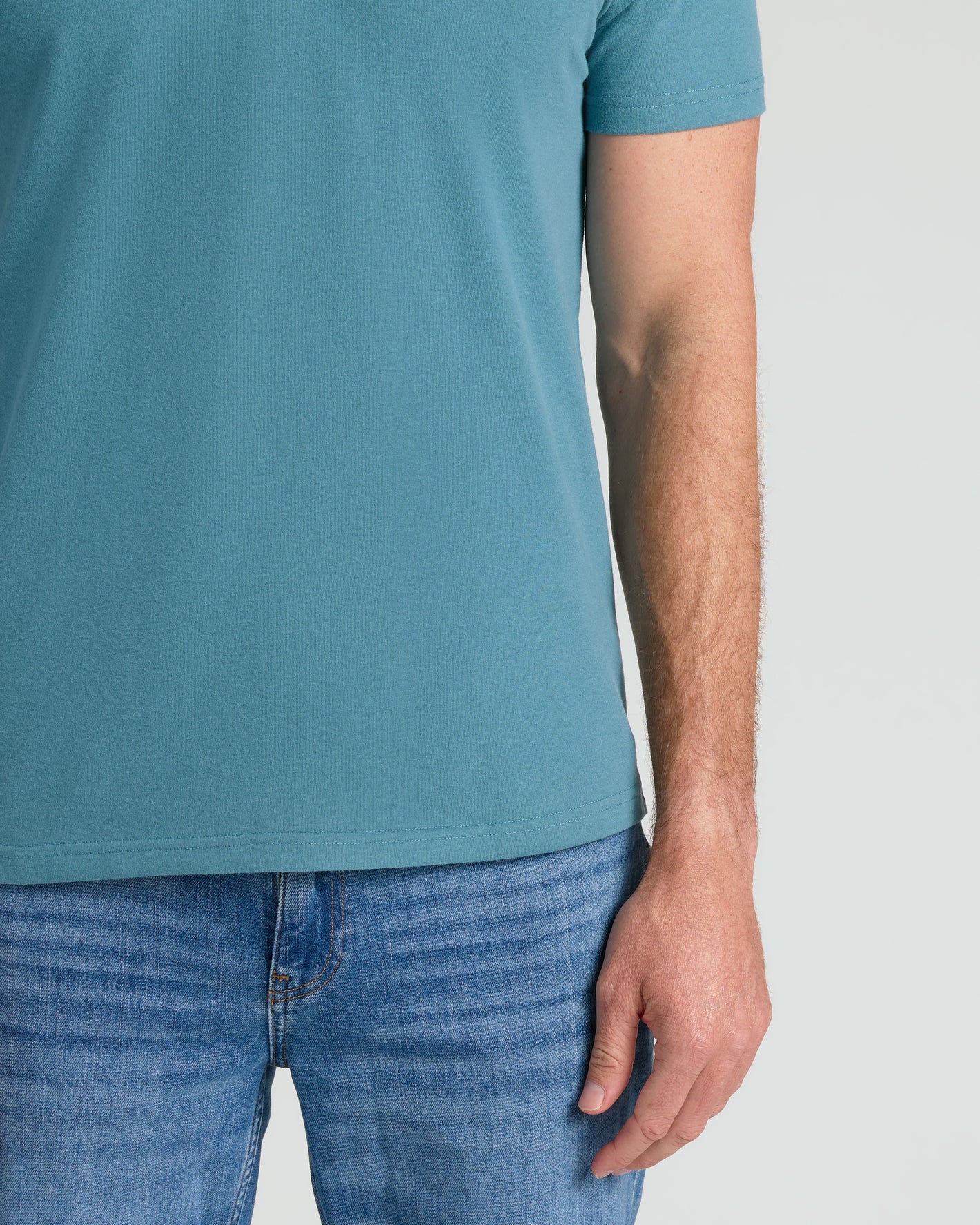 Sapphire Classic Polo with a fitted, sleek look.