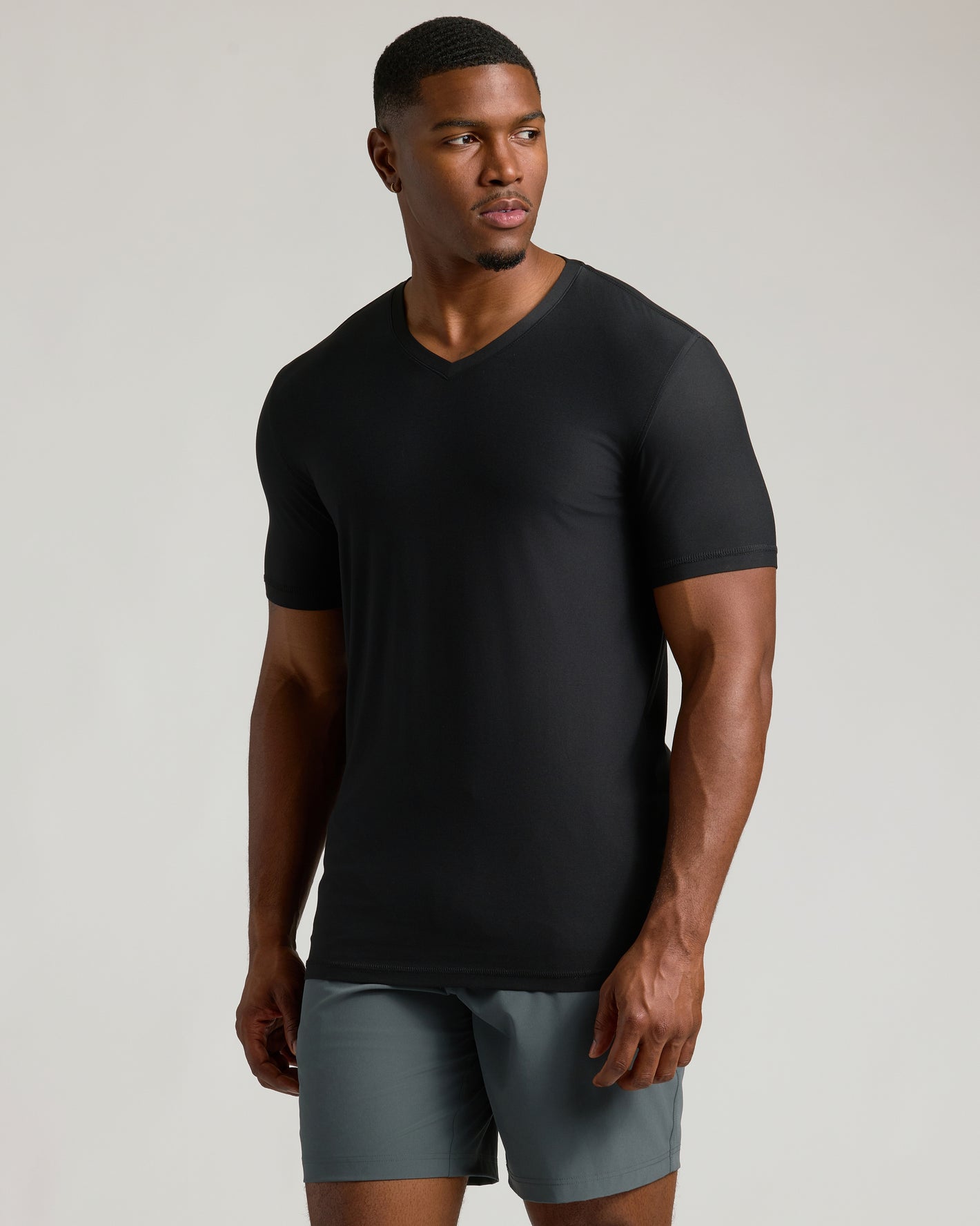 Timeless Tall Active V-Neck 6-Pack on athletic man, showcasing fit.