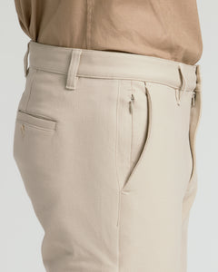 True ClassicSandstone Straight Chino Pants 2.0 with belt loops and zipper pocket.