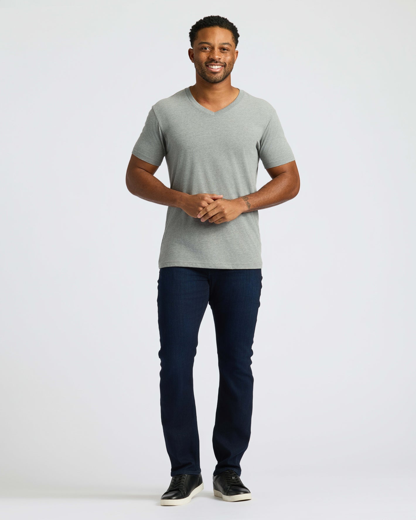 True Classic Men’s V-Neck T Shirt – Soft, Tailored Fit, Everyday Style.